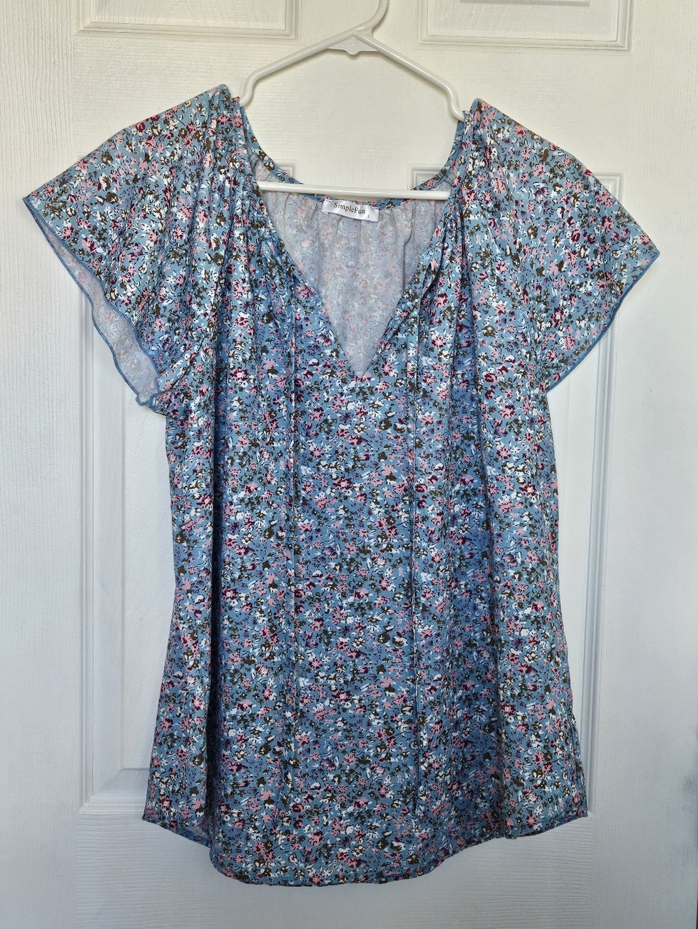 Simple Fun Light Blue Floral V-Neck Flutter Sleeve Top